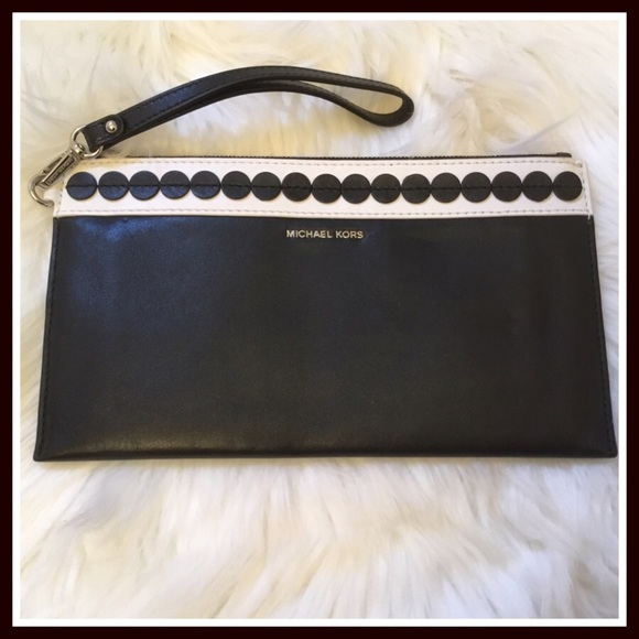 MICHAEL Michael Kors Handbags - MICHAEL Michael Kors Large Black Leather Wristlet